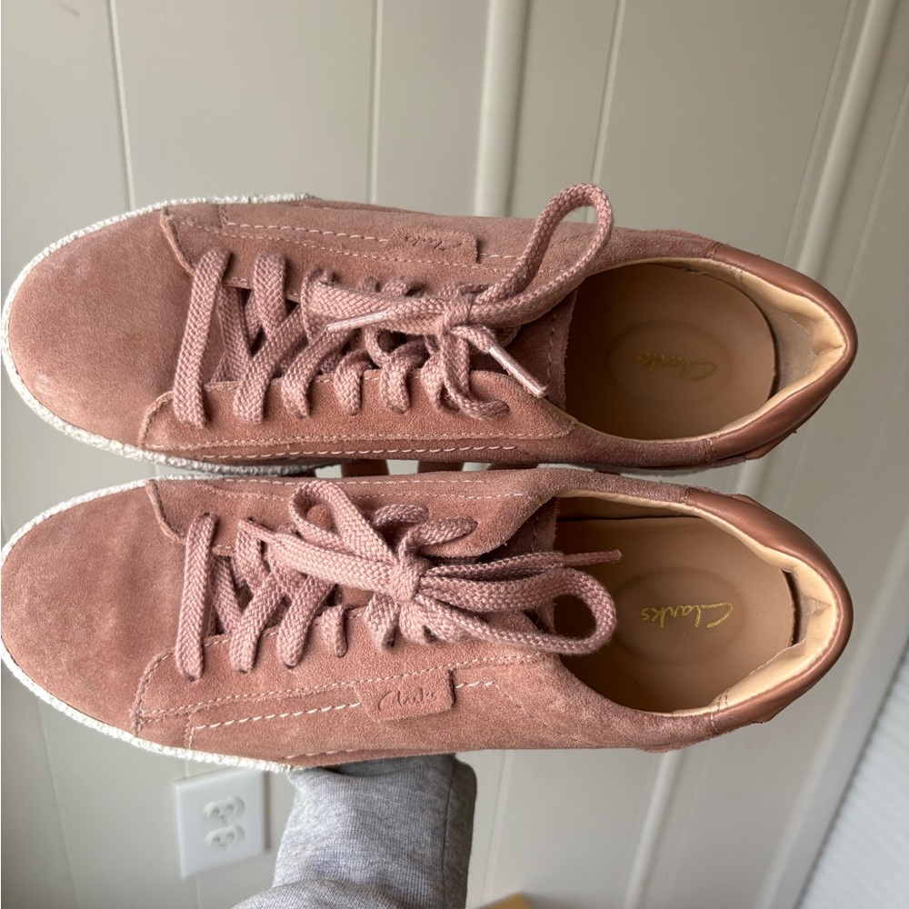 Women's Size 10M Pink Suede CLARKS Sneakers - Picture 4 of 7